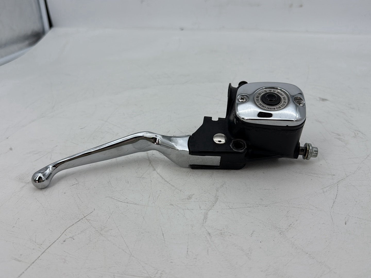 2007 - 2012 Harley-Davidson Touring Electra Glide Ultra Front Right Brake Lever Master Cylinder