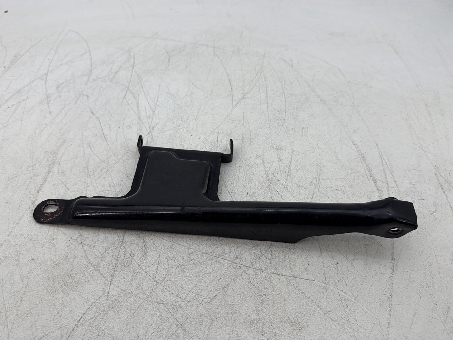 2011 Harley Softail FLSTFB Fat Boy OEM Seat Bracket Mount Support Mounting