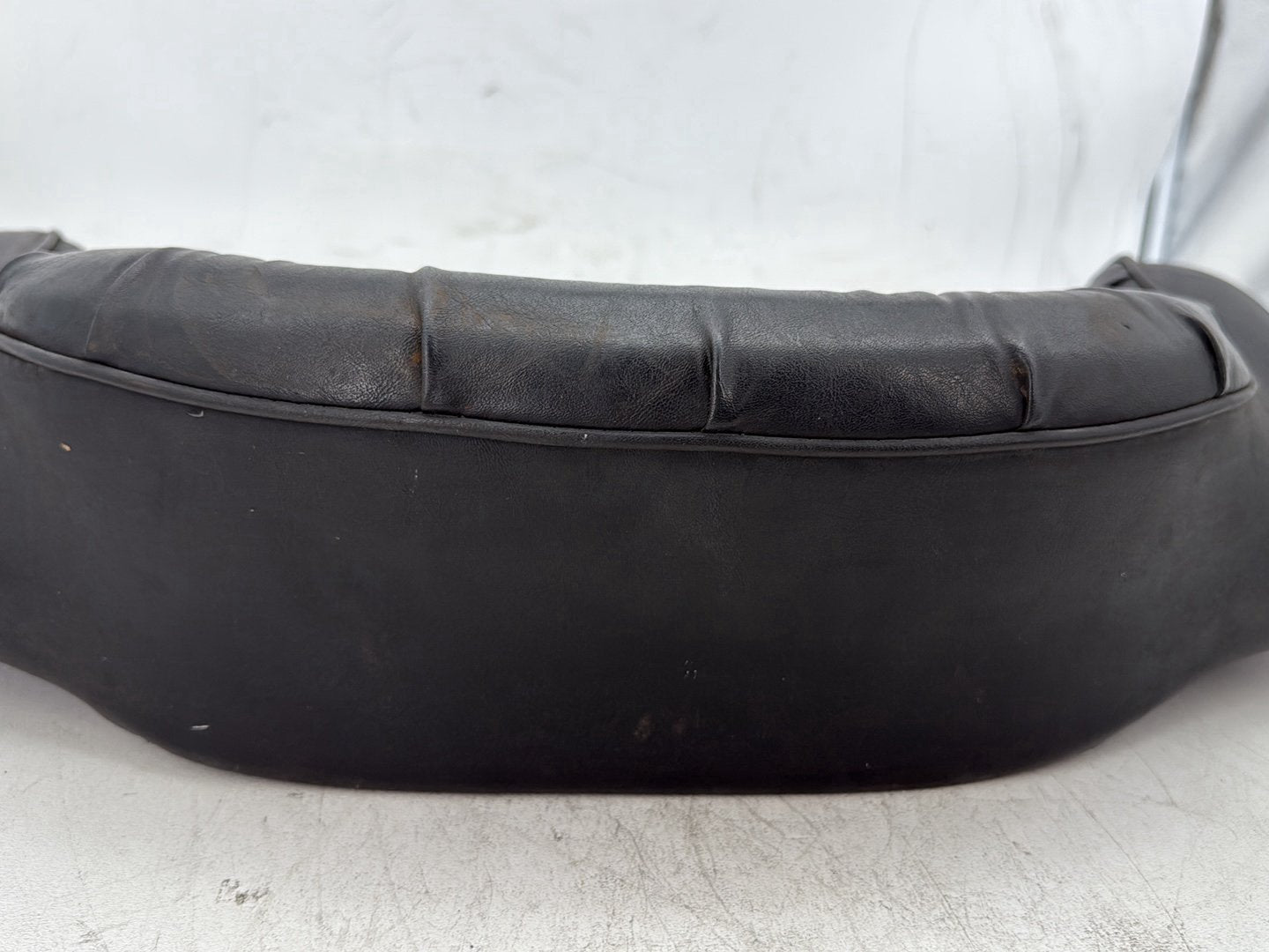 1996 Harley Electra Glide Touring FLHT OEM Rear Passenger Backrest Cushion Pad