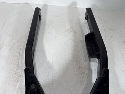 1999 - 2006 Harley-Davidson Touring Road King Police Rear Fork Swingarm Swing Arm  	47549-00