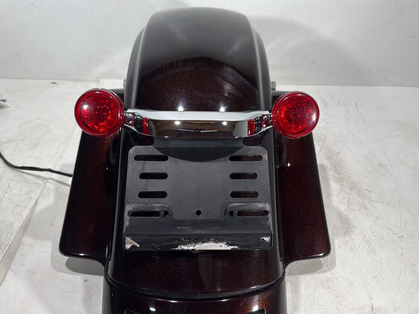 2011 Harley Street Glide Touring FLHX OEM Rear Wheel Fender & Turn Signals Bar