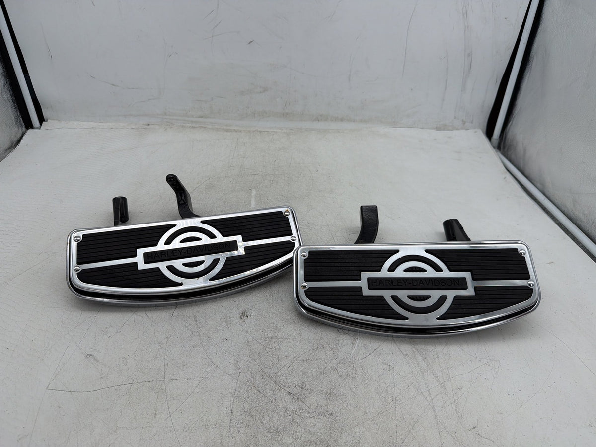 2004 Harley Electra Glide Touring Ultra OEM Left Right Driver Floorboard Foot Rest