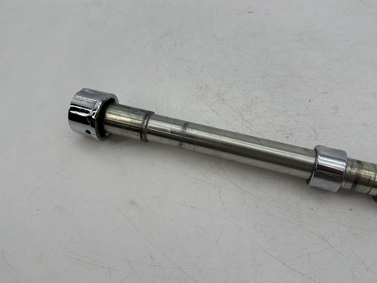 1999 - 2006 Harley-Davidson Touring Road King Classic Front Wheel Axle Bolt Shaft  	43364-00