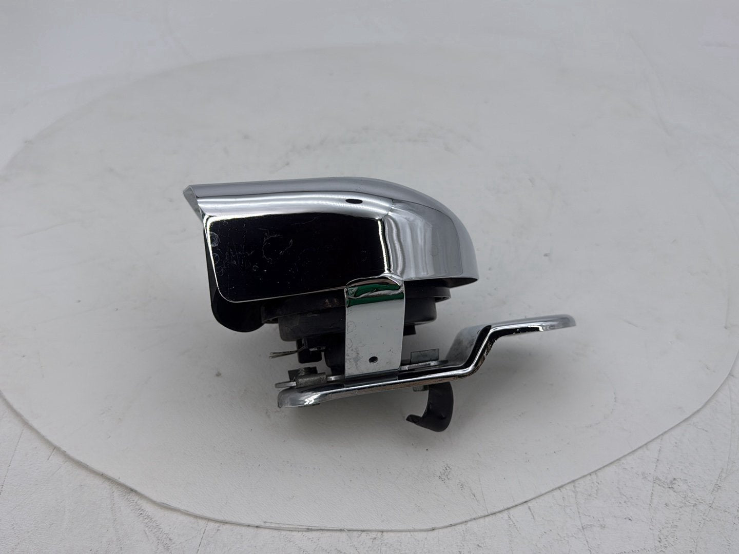 1999 - 2006 Harley-Davidson Touring CVO Screamin Eagle Road King Horn Signal Klaxon Chrome Cover 69012-93A