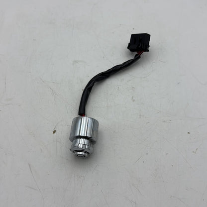 1999 - 2006 Harley-Davidson Dyna Low Rider Ignition Switch Cylinder Barrel Lockset NOKey  	61272-92C