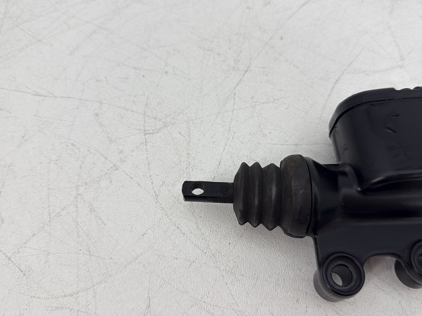 2015 Harley Touring FLHXS Street Glide OEM Rear Brake Master Cylinder Reservoir