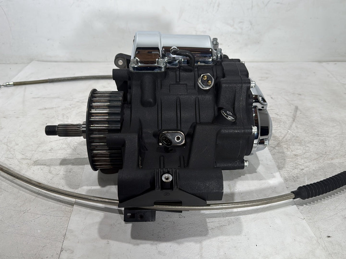 2015 Harley Softail Deluxe FLSTN OEM 6 Speed Transmission Gearbox