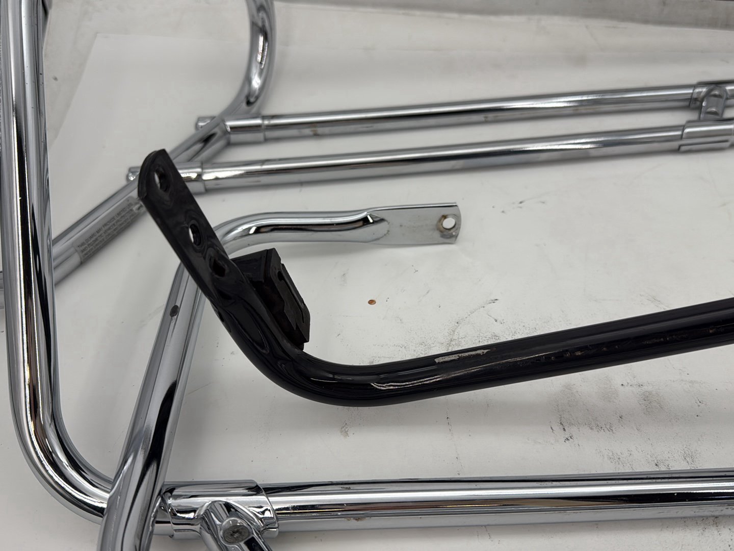 2006 Harley Road King Touring FLHRCI Classic OEM Rear Left Right Saddlebag Guard Rails Bar