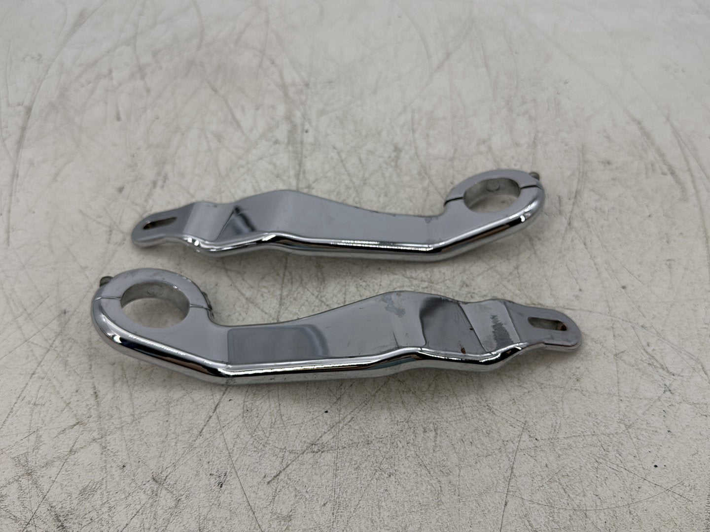 2015 Harley Road Glide Touring FLTRXS OEM Strap Hook Tie Down Bracket Hangers