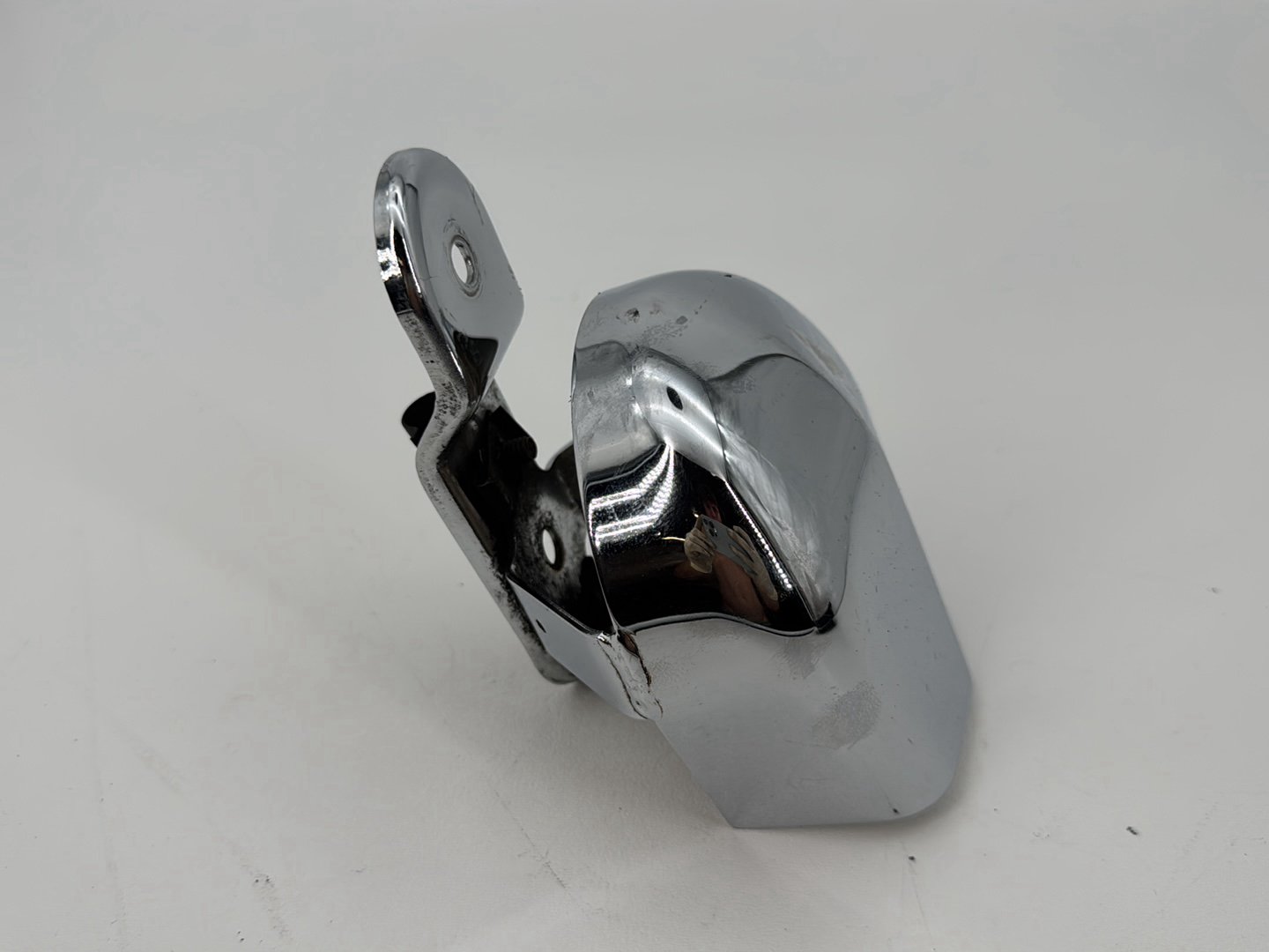 1999 - 2006 Harley-Davidson Touring Electra Glide Classic Horn Signal Klaxon Chrome Cover  	69012-93A