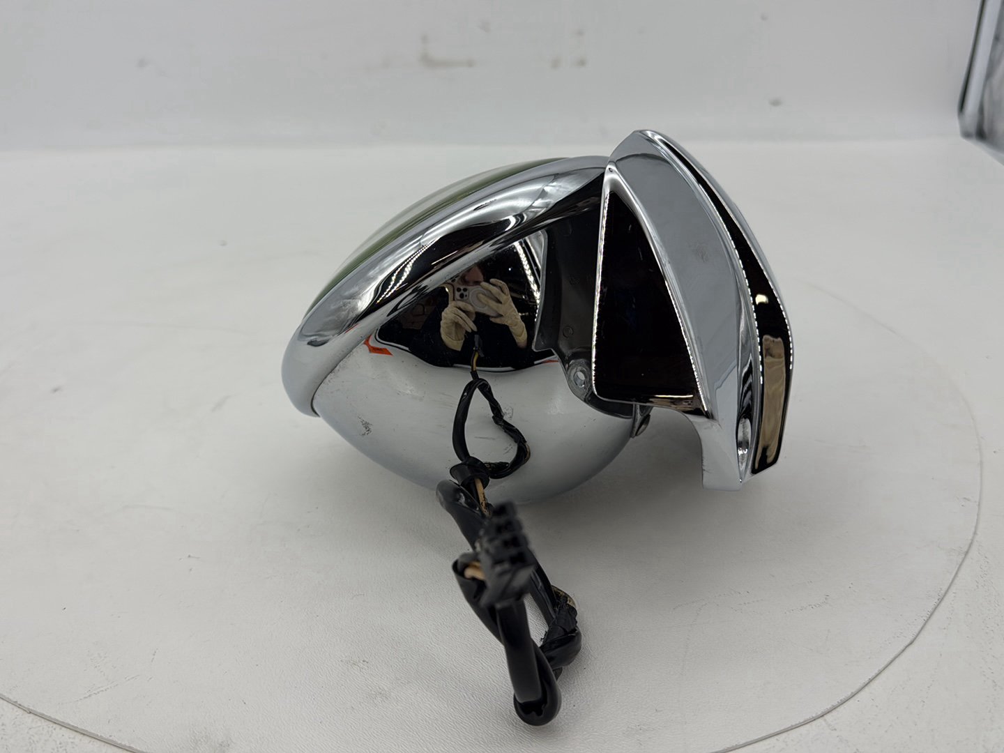 1999 - 2006 Harley-Davidson Dyna Low Rider Headlight Headlamp Head Light Halogen 69675-05A