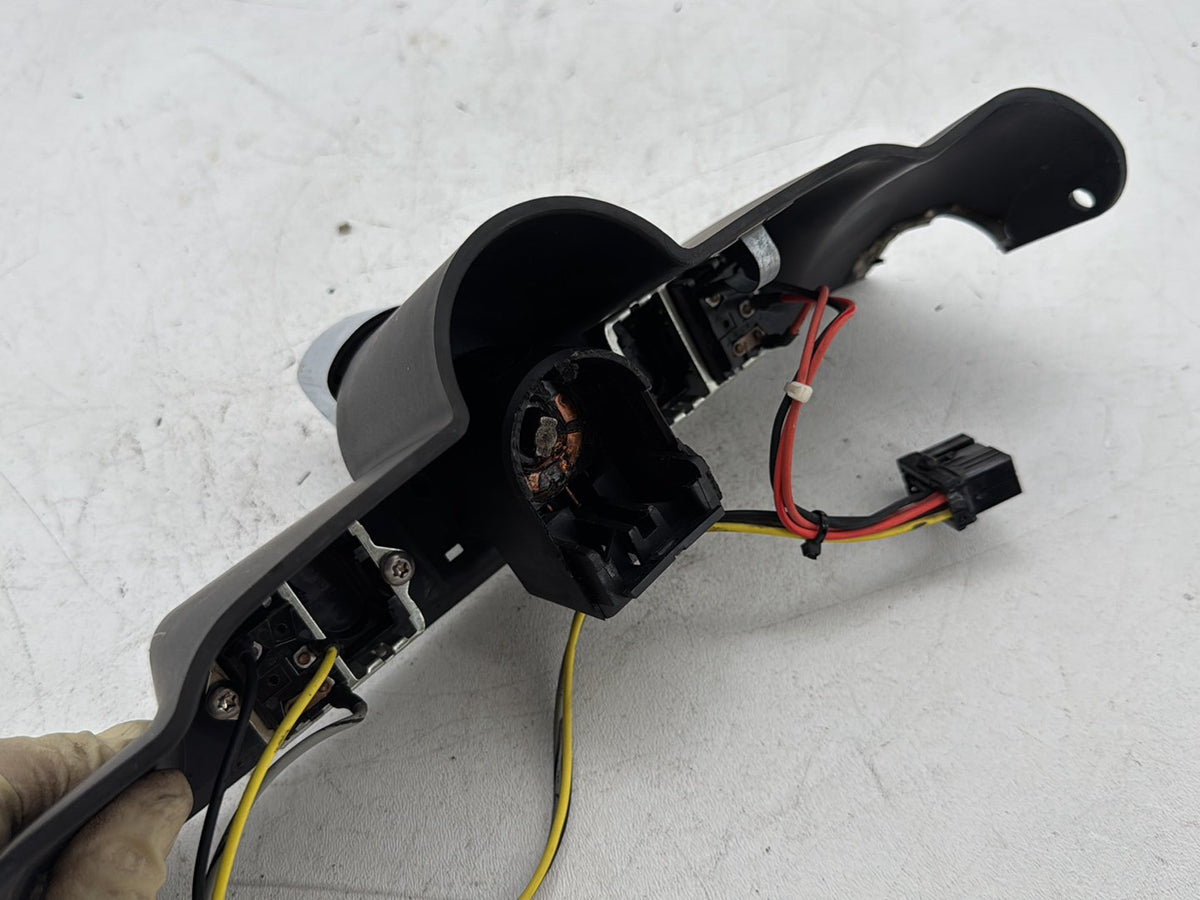 06 Harley Street Glide Touring FLHXI OEM Dash Ignition Cap Switch Lockset NO Key