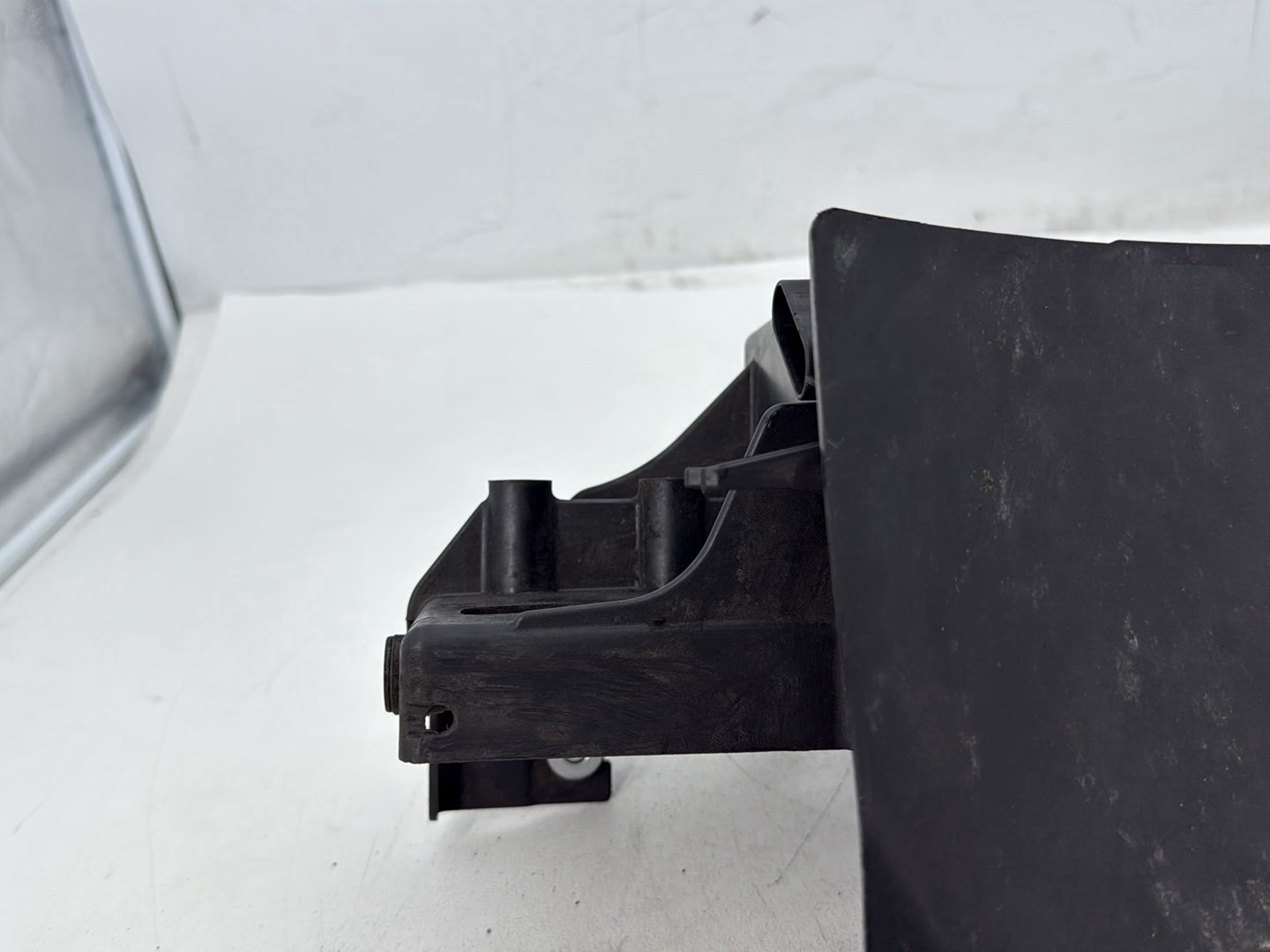 2011 Harley Electra Glide Ultra FLHTK OEM Battery Tray Bracket Holder Carrier