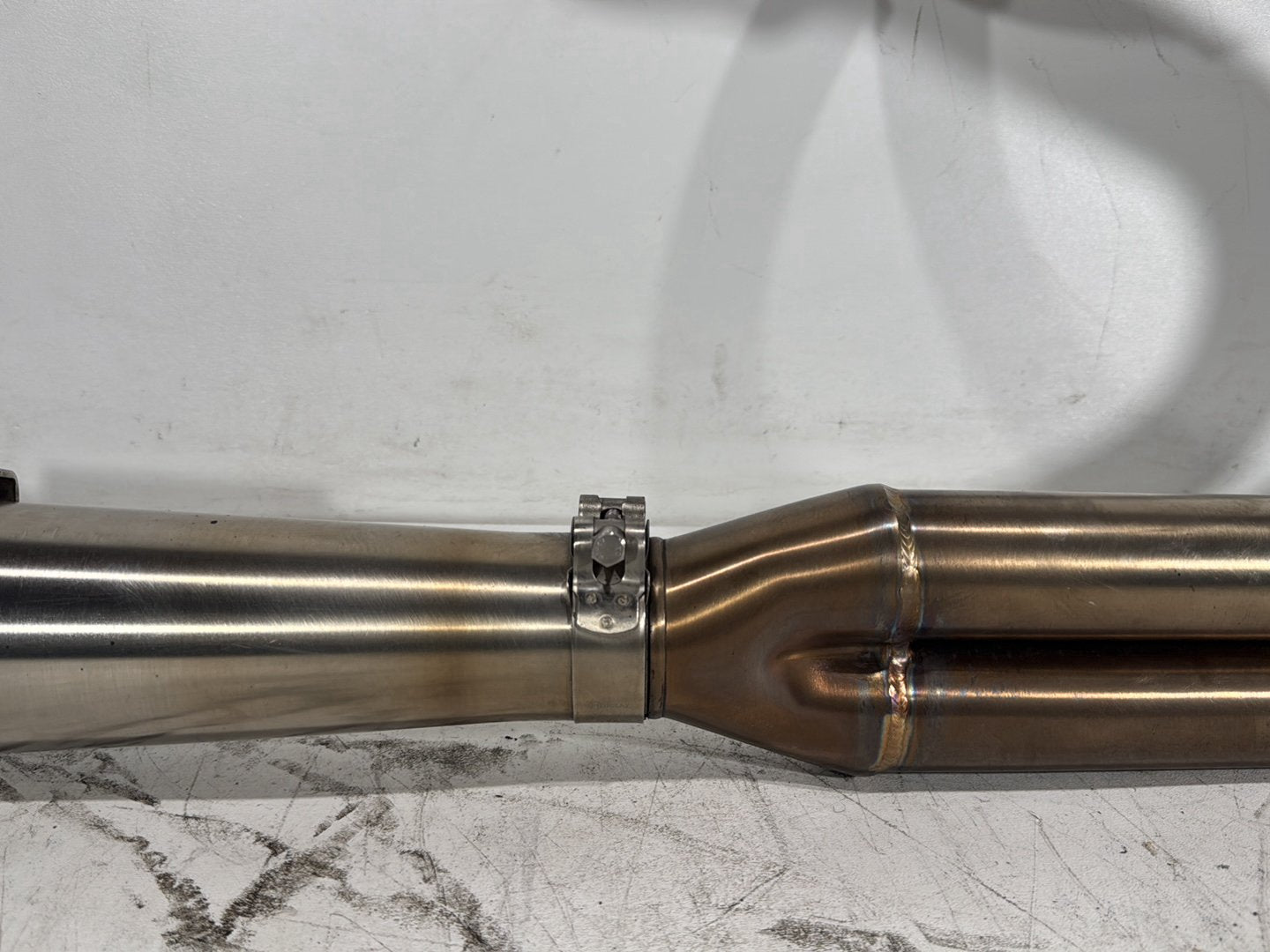 2004 Harley Dyna Super Glide FXDI OEM Exhaust Header Pipes Muffler