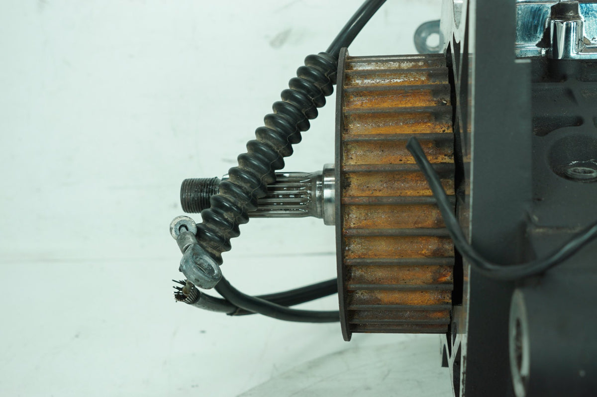 01 Harley Touring Electra Glide Classic OEM 5 Sp Transmission Gearbox CRACKED 9K