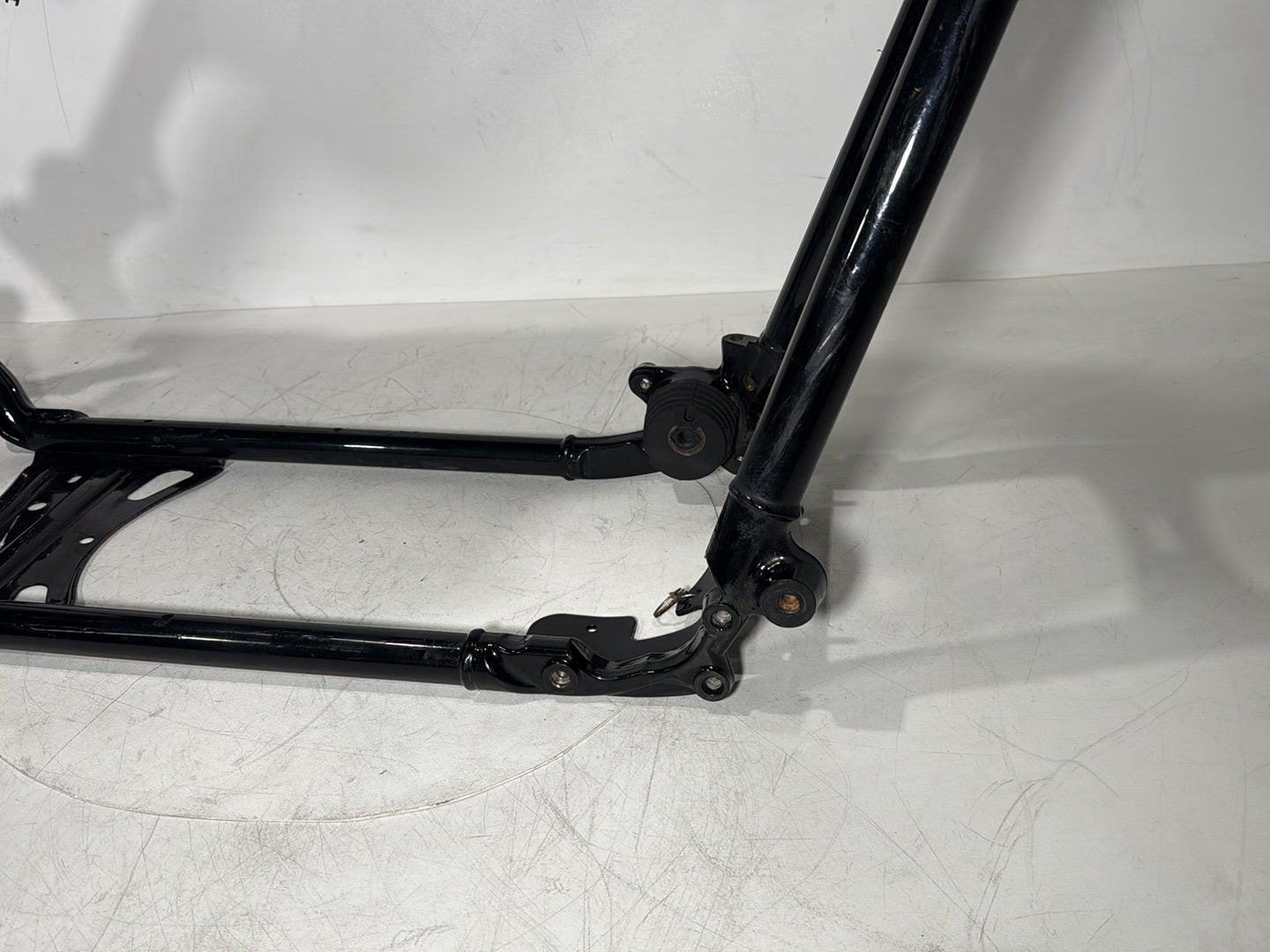 2008 - 2016 Harley-Davidson Touring Electra Glide Ultra Body Main Frame Chassis SLVG 47900-14BHP