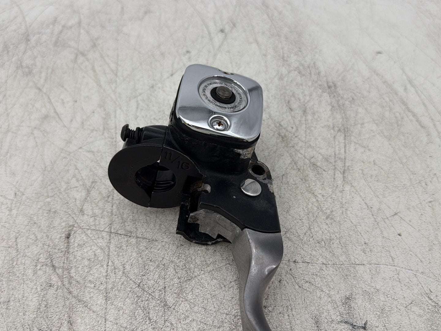 2007 Harley Touring FLHTC Electra Glide Classic OEM Front Right Brake Lever Master Cylinder