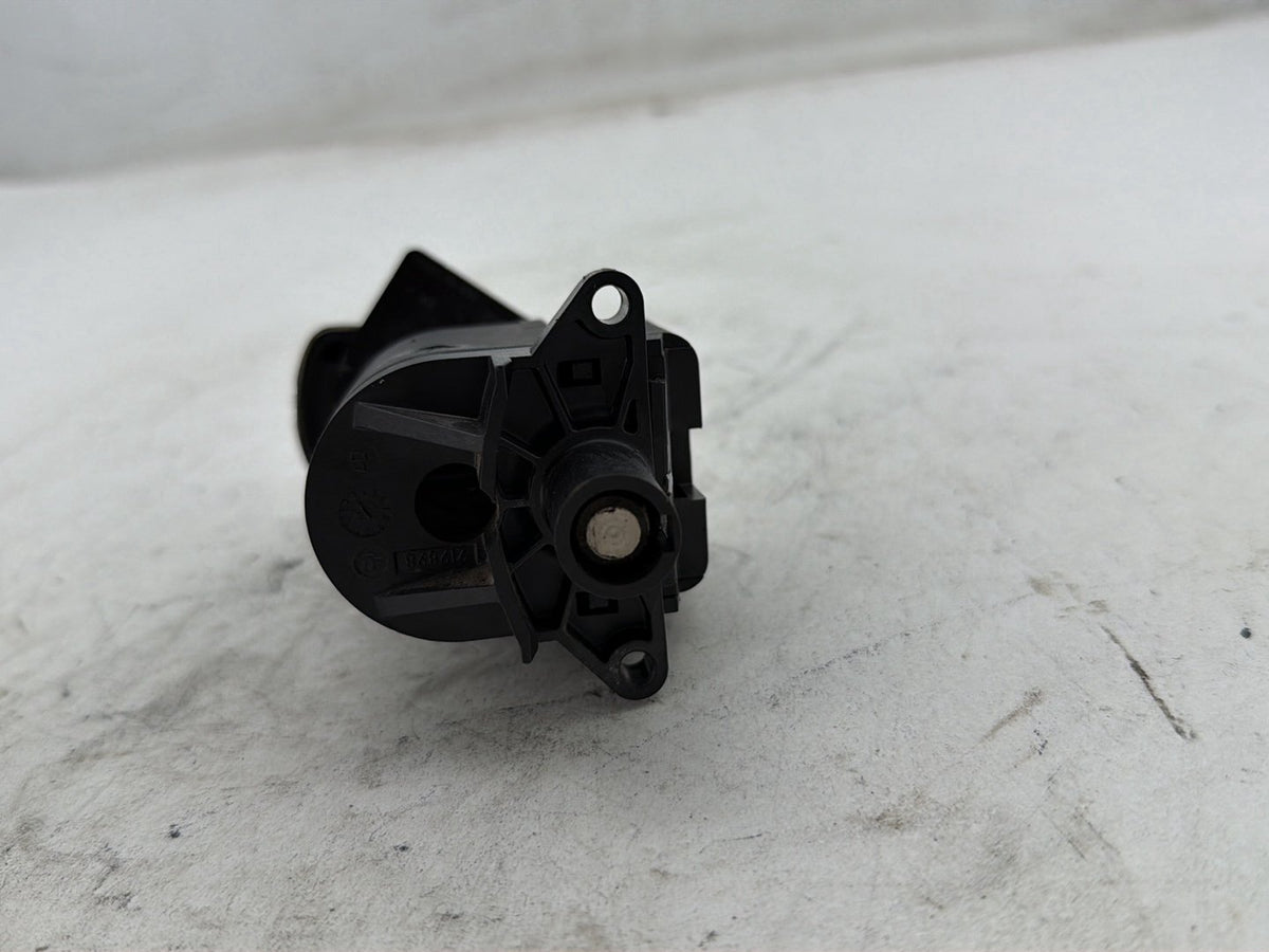 2011 Harley Road Glide Touring FLTRX OEM Ignition Switch Cylinder Barrel Lockset NOKey