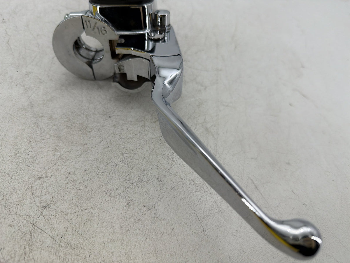 2007 Harley Electra Glide Touring Eagle Front Right Brake Lever Master Cylinder
