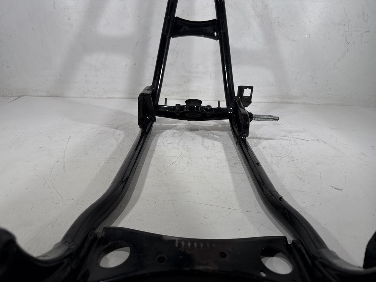 2006 Harley Road King Touring Custom OEM Body Main Frame Chassis SLVG