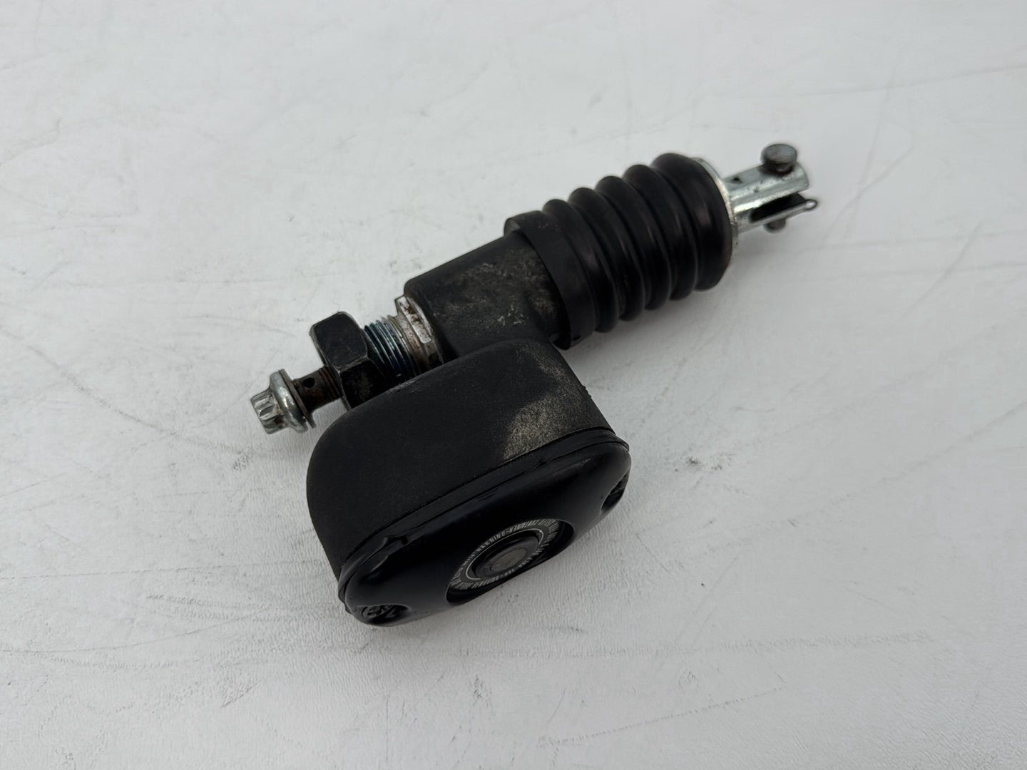 1999 - 2006 Harley-Davidson Touring Electra Glide Classic Rear Brake Master Cylinder Reservoir 41755-99D