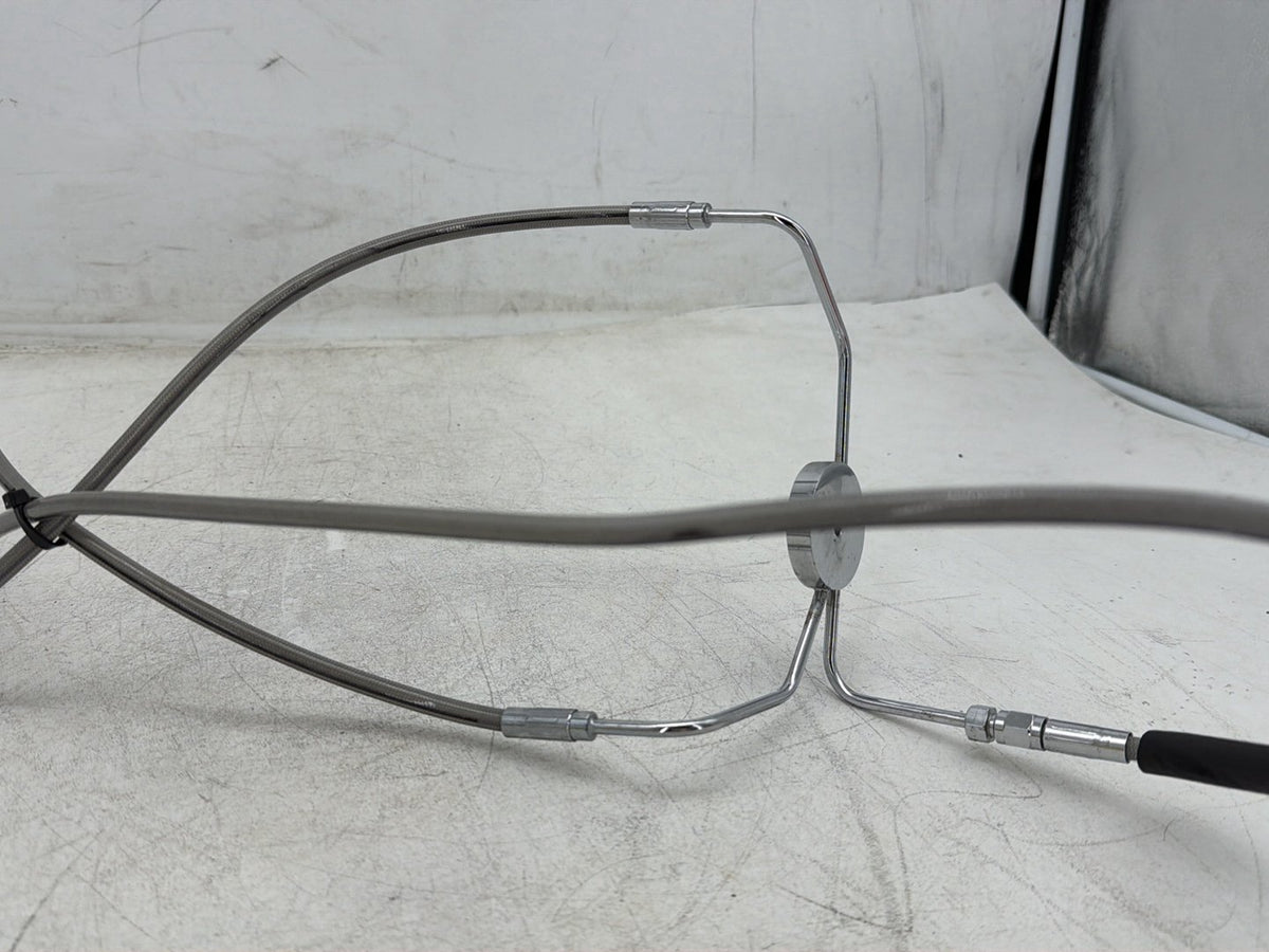 2006 Harley Electra Glide Touring Ultra FLHTCUI OEM Front Brake Hose Line Pipe