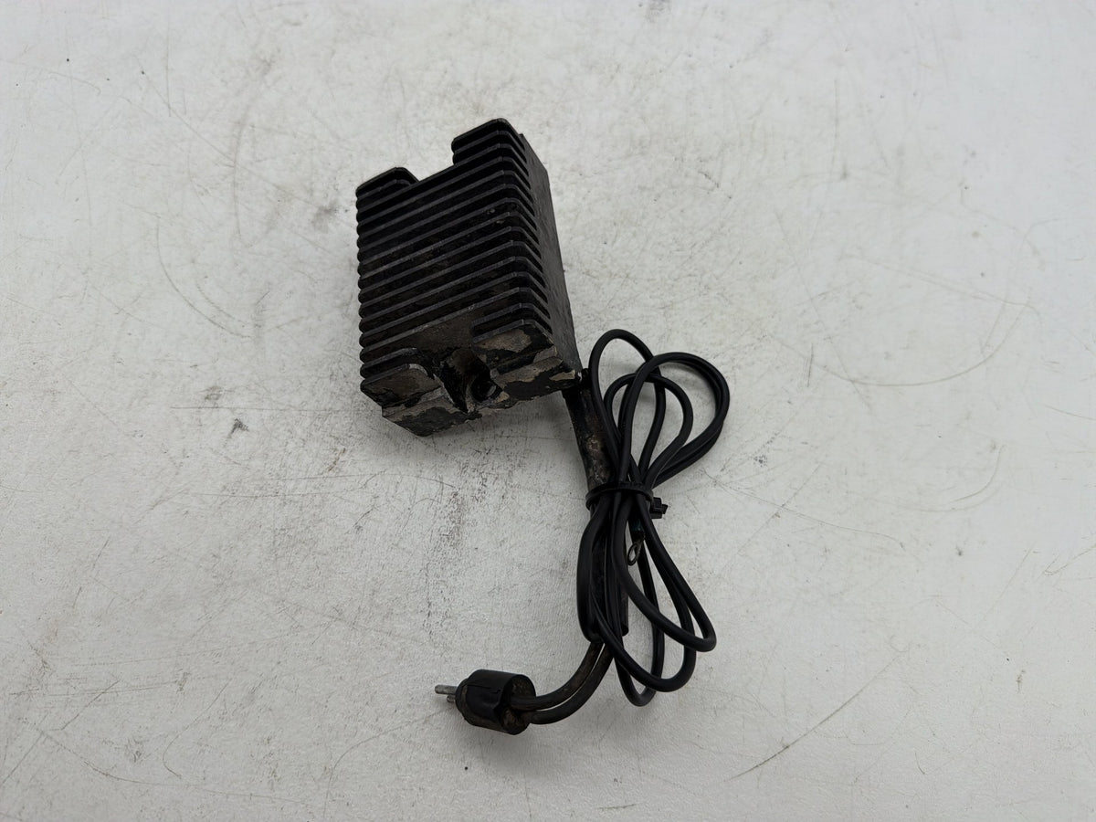 1991 Harley Sportster 883 Deluxe XLH883 OEM Voltage Regulator Rectifier