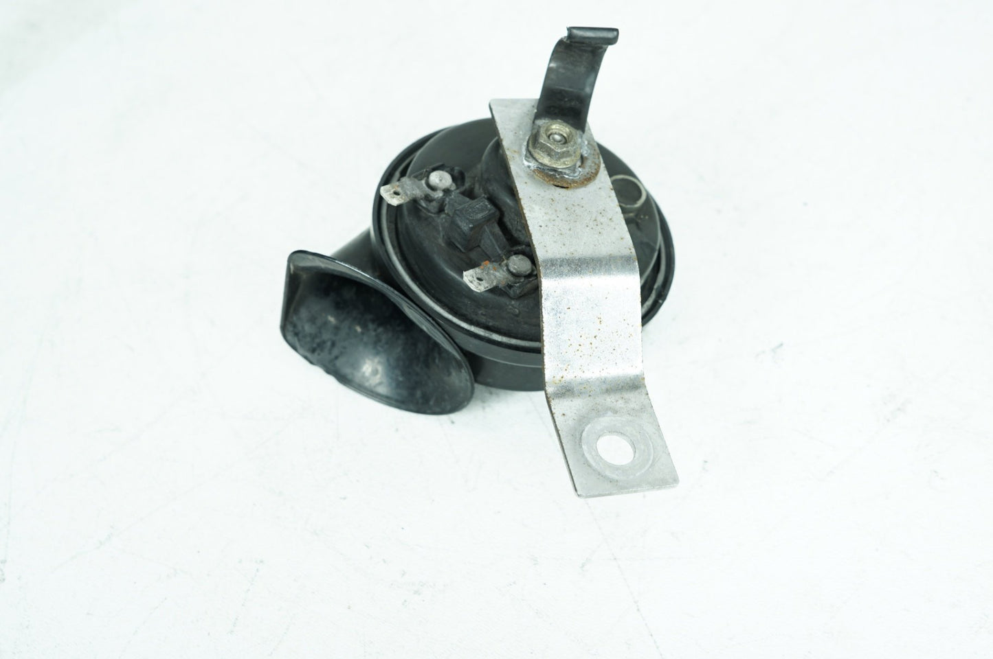 2007 - 2011 Harley-Davidson Touring Road Glide Signal Horn Klaxon Beep 69060-90E