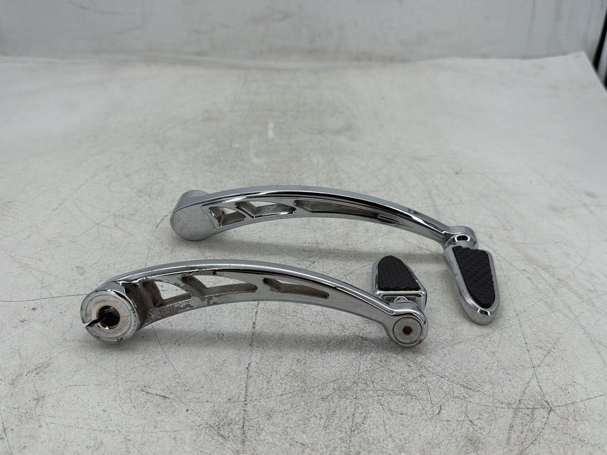 2009 Harley Road Glide Touring FLTR OEM Gear Shifter Lever Pedal Pedals
