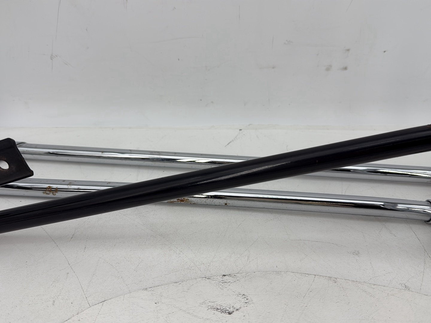 1999 - 2006 Harley-Davidson Touring Electra Glide Ultra Rear Left Right Saddlebag Guard Rails Bar 49193-93