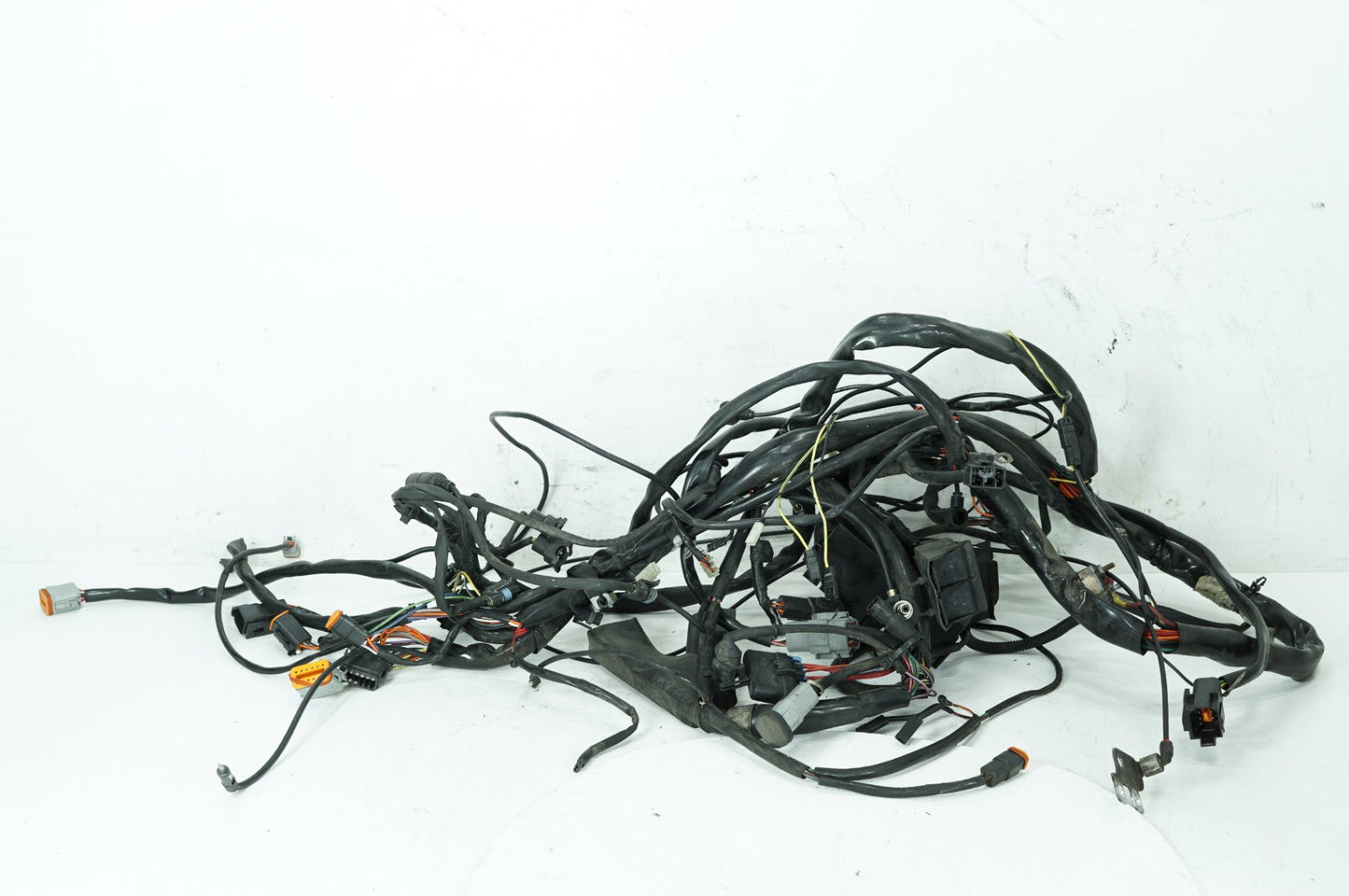 1984 - 1998 Harley-Davidson Touring Electra Glide Ultra Main Wire Wiring Harness Loom  	70985-97