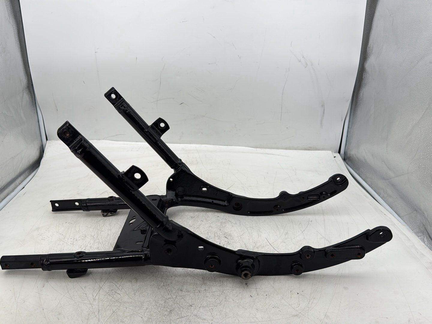 2012 Harley Road Glide Touring FLTRX Custom OEM Rear Back Sub Frame Rail Bar 48079-09BHP