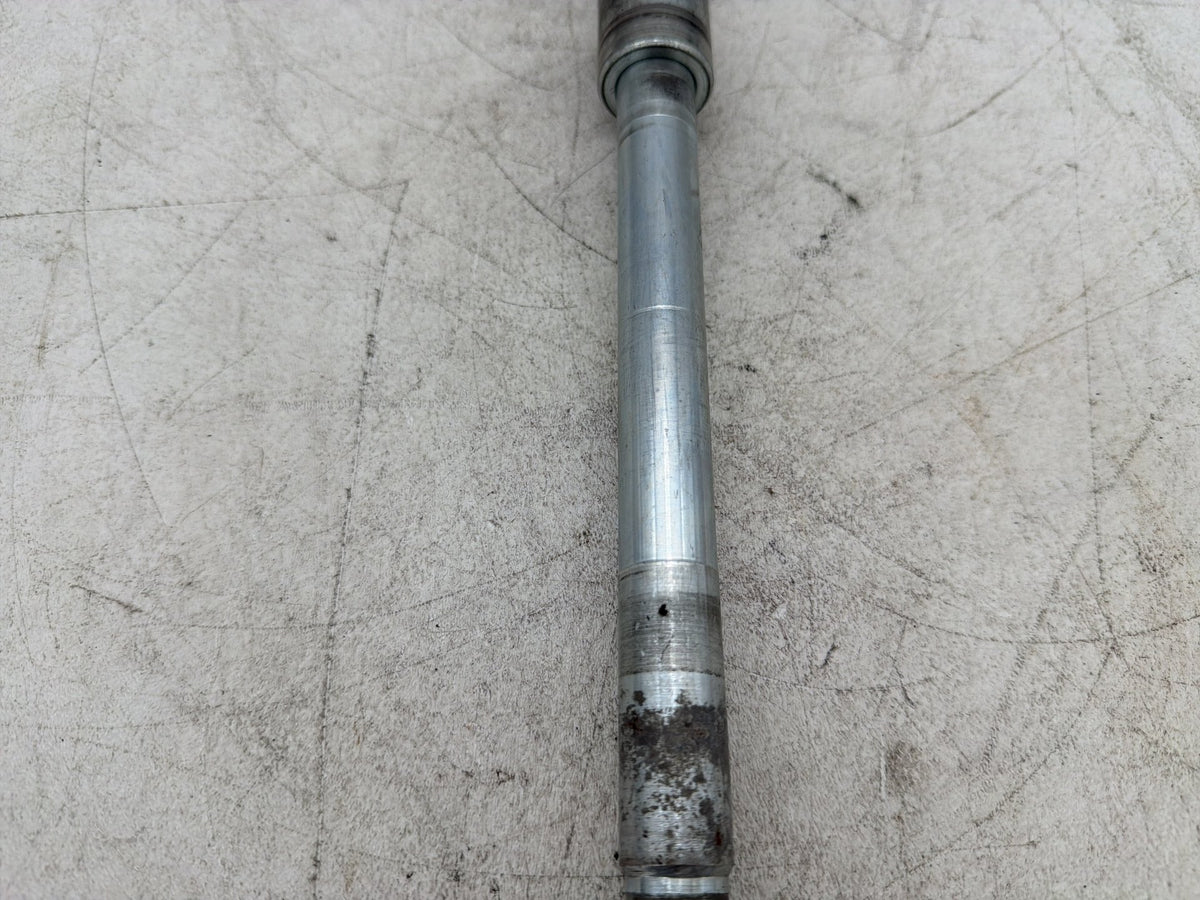 1995 Harley Electra Glide Touring FLHT OEM Front Wheel Axle Bolt Shaft