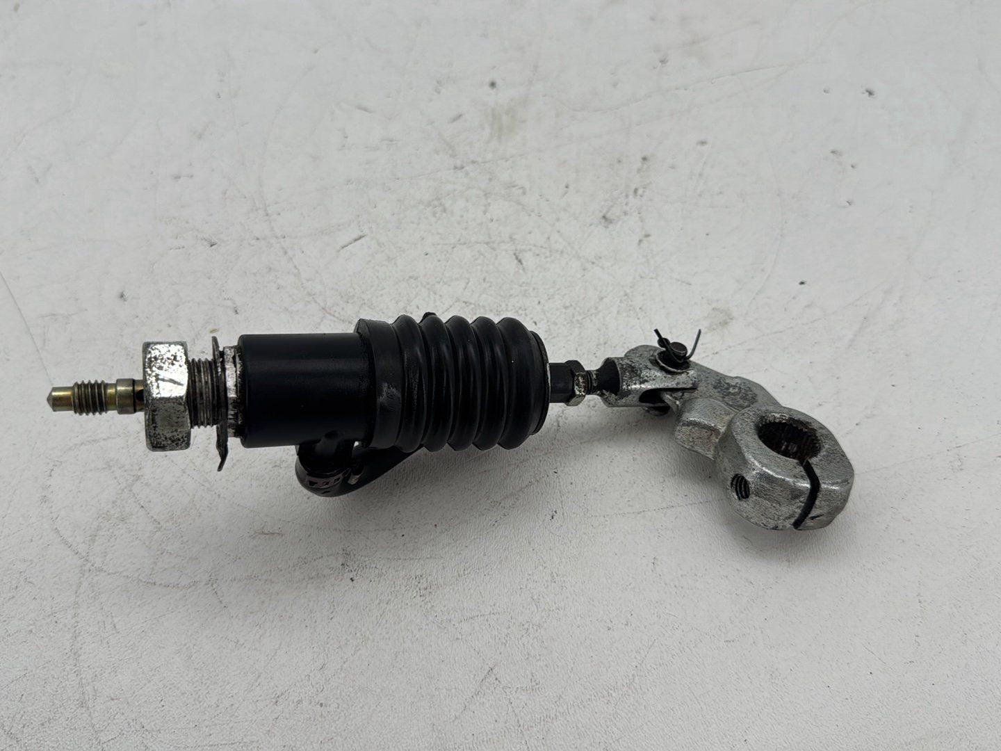1996 Harley Road King Touring Police FLHPI OEM Rear Stop Brake Master Cylinder