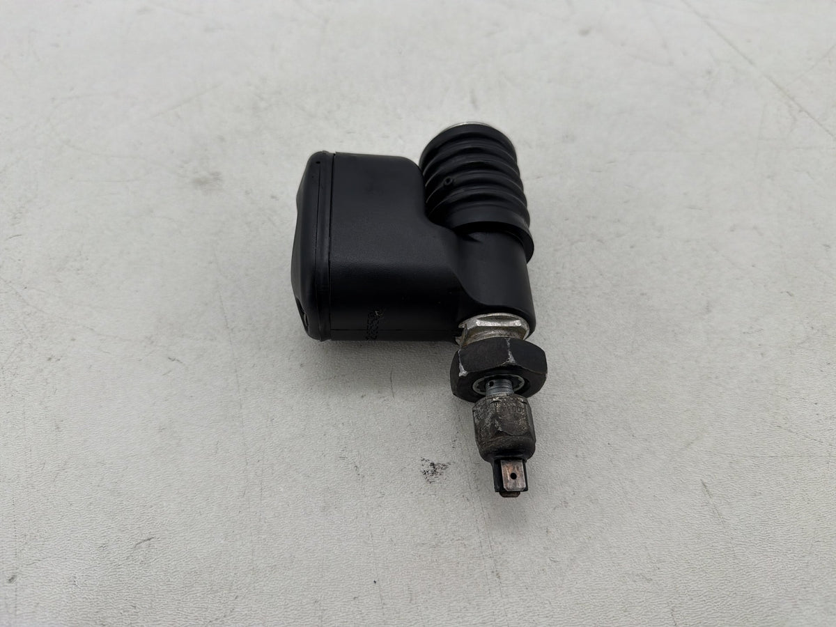 2016 Harley Dyna Fat Bob FXDF 103 OEM Rear Brake Master Cylinder Reservoir ABS
