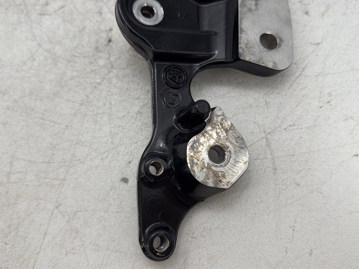 2019 Harley Softail Street Bob FXBB OEM Mounting Brackey Holder Support Bas