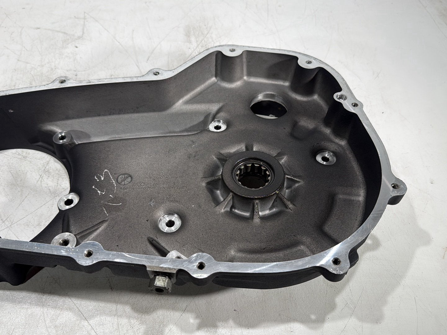 2015 Harley Road Glide Touring FLTRXS OEM Inner Primary Clutch Cover