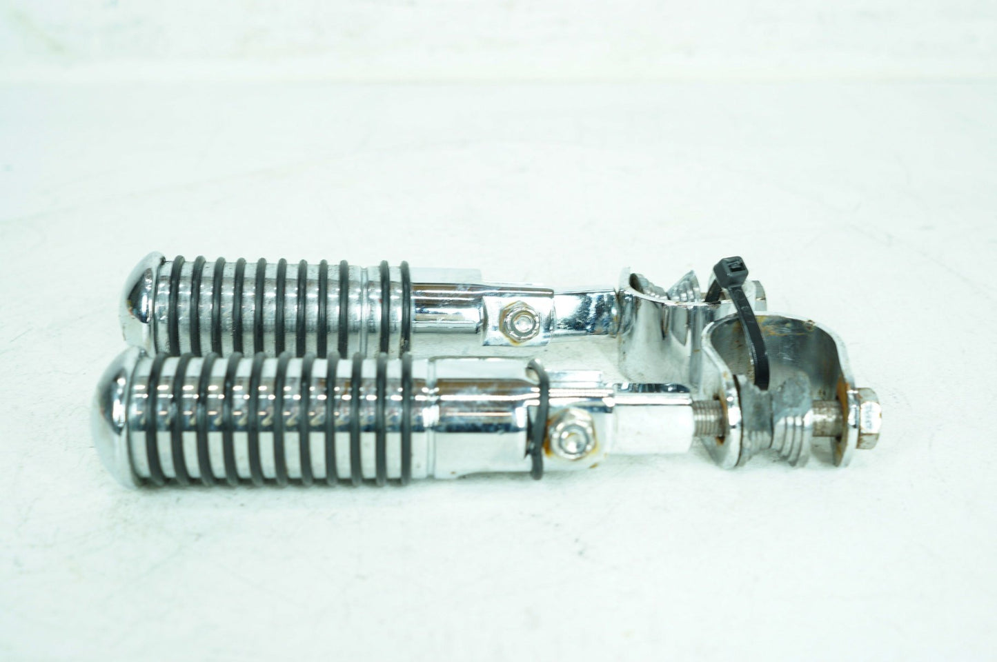 2007 - 2013 Harley-Davidson Touring Electra Glide Ultra Front Right Left Highway Foot Pegs 253300