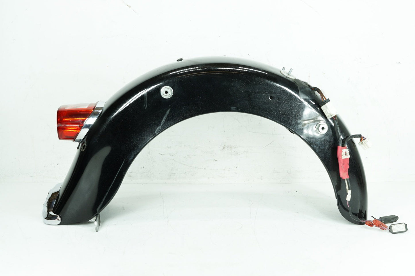 1999 - 2006 Harley-Davidson Touring Road King Classic Rear Wheel Fender & Turn Signals Bar 59579-01B