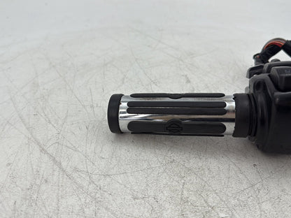 2013 Harley Electra Glide Touring Ultra FLHTCUI OEM Right Engine Start Kill Switches Controls
