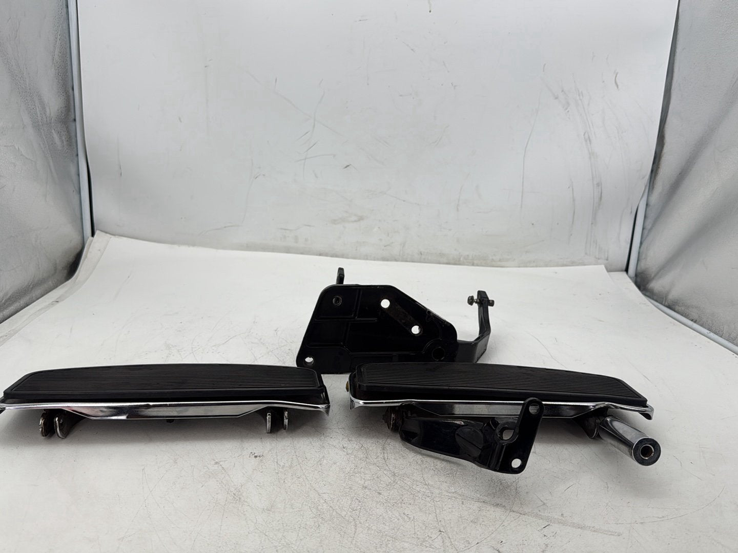1997 Harley Softail Fat Boy FLSTF OEM Left Right Driver Floorboard Foot Rest