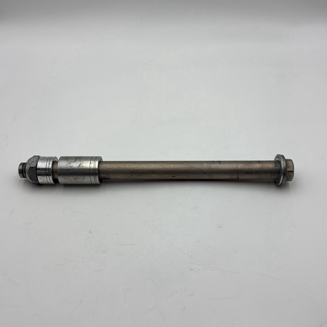 2007 - 2017 Harley-Davidson Dyna Switchback Rear Wheel Axle Bolt Shaft  	41114-08