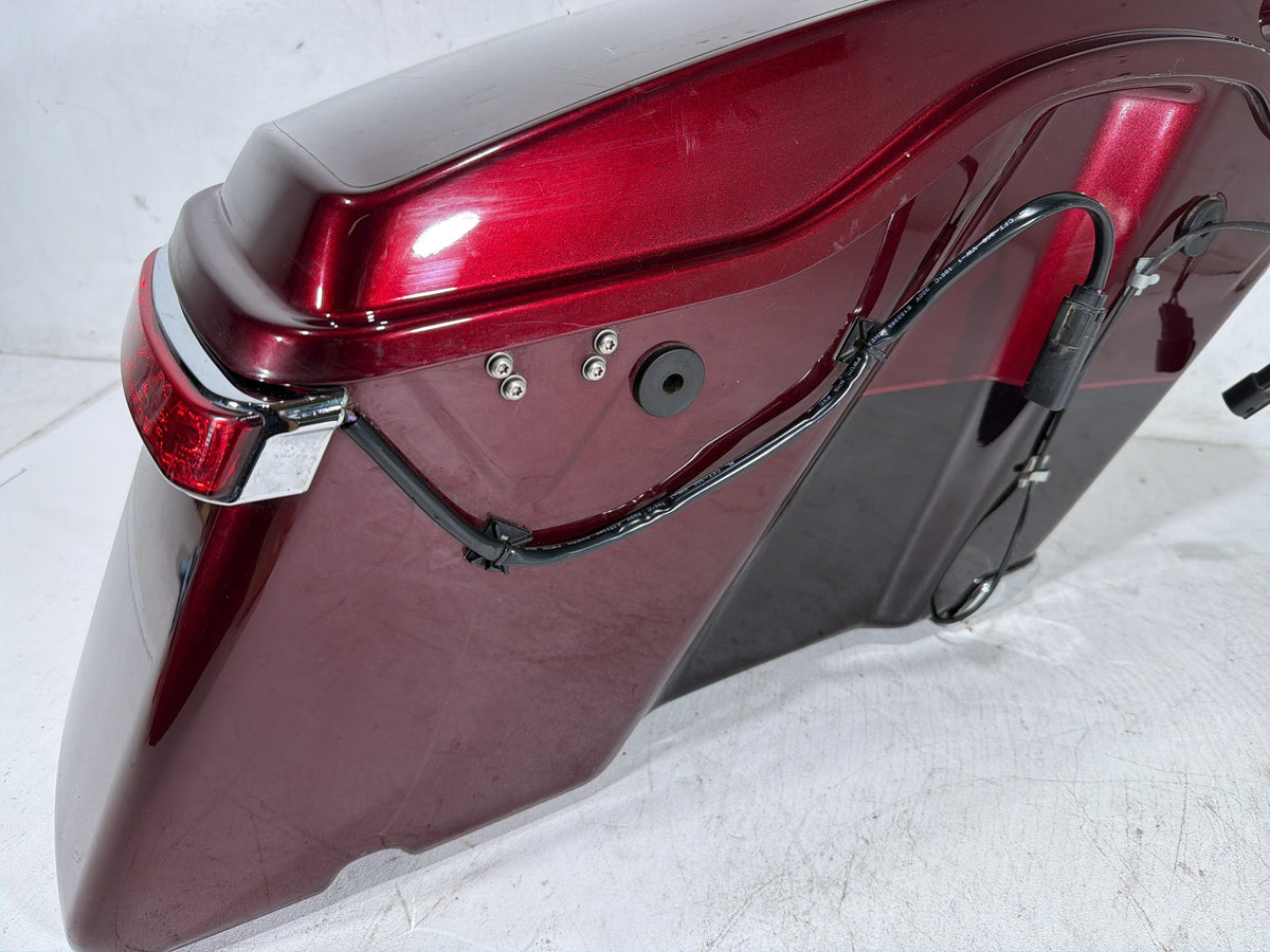 2015 Harley Electra Glide Touring Ultra OEM Left 1 Saddlebag Luggage NO Key