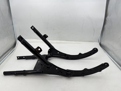 11 Harley Road King Touring Classic OEM Rear Back Sub Frame Rail Bar 48079-09BHP