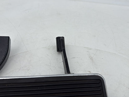 2007 - 2012 Harley-Davidson Touring Electra Glide Ultra Left Right Driver Floorboard Foot Rest 	47365-83C