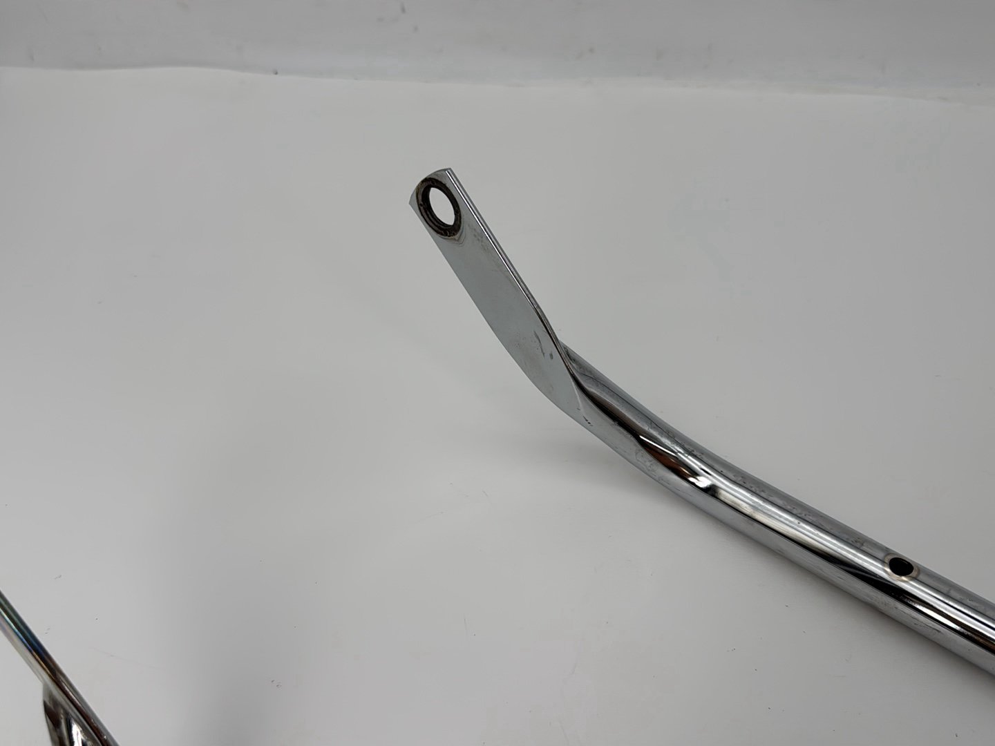 1999 - 2006 Harley-Davidson Touring Electra Glide Classic Tour Pak Mount Top Tube Support Bar 53801-98