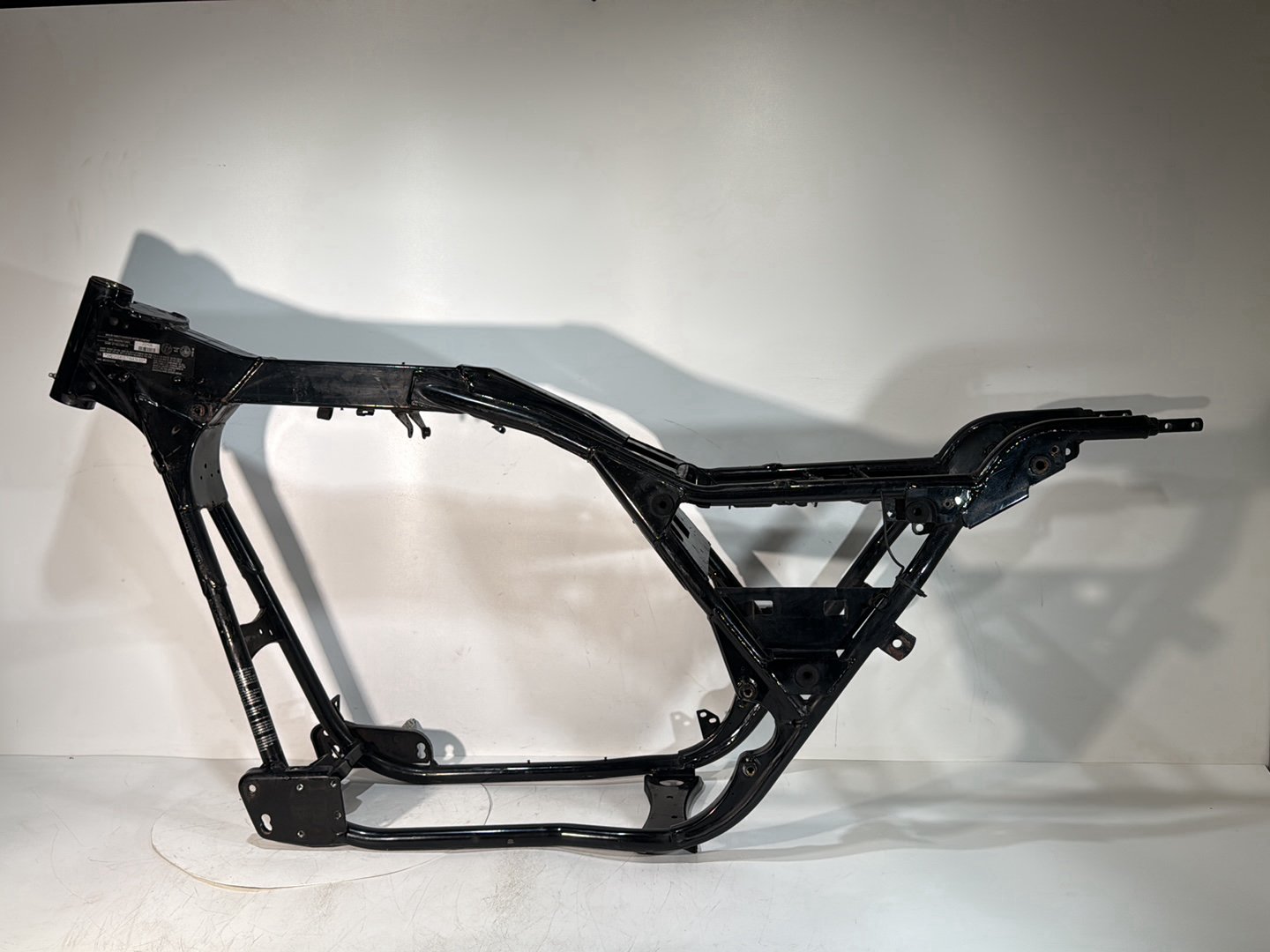 2007 - 2012 Harley-Davidson Touring Street Glide Body Main Frame Chassis CLN CLR 47900-07BHP