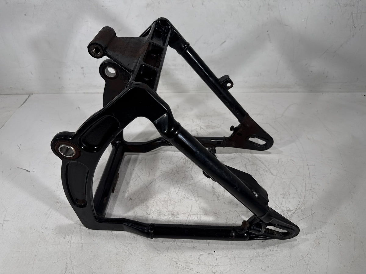 2002 Harley Heritage Softail Classic FLSTC OEM Rear Fork Swingarm Swing Arm
