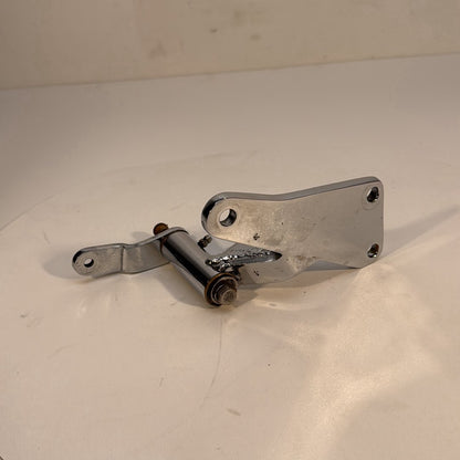 1986 - 2003 Harley-Davidson Sportster Hugger 883 Right Driver Footpeg Bracket Mount 42426-99