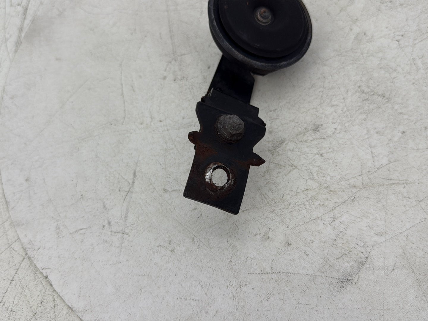 2015 Harley Dyna Low Rider FXDL OEM Signal Horn Klaxon Beep